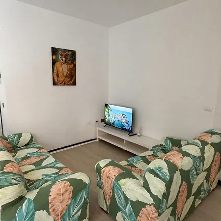 Modern & Comfortable In Tenerife South Appartamento